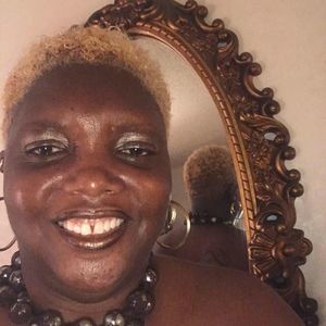 Meet your Posher, Burton mays